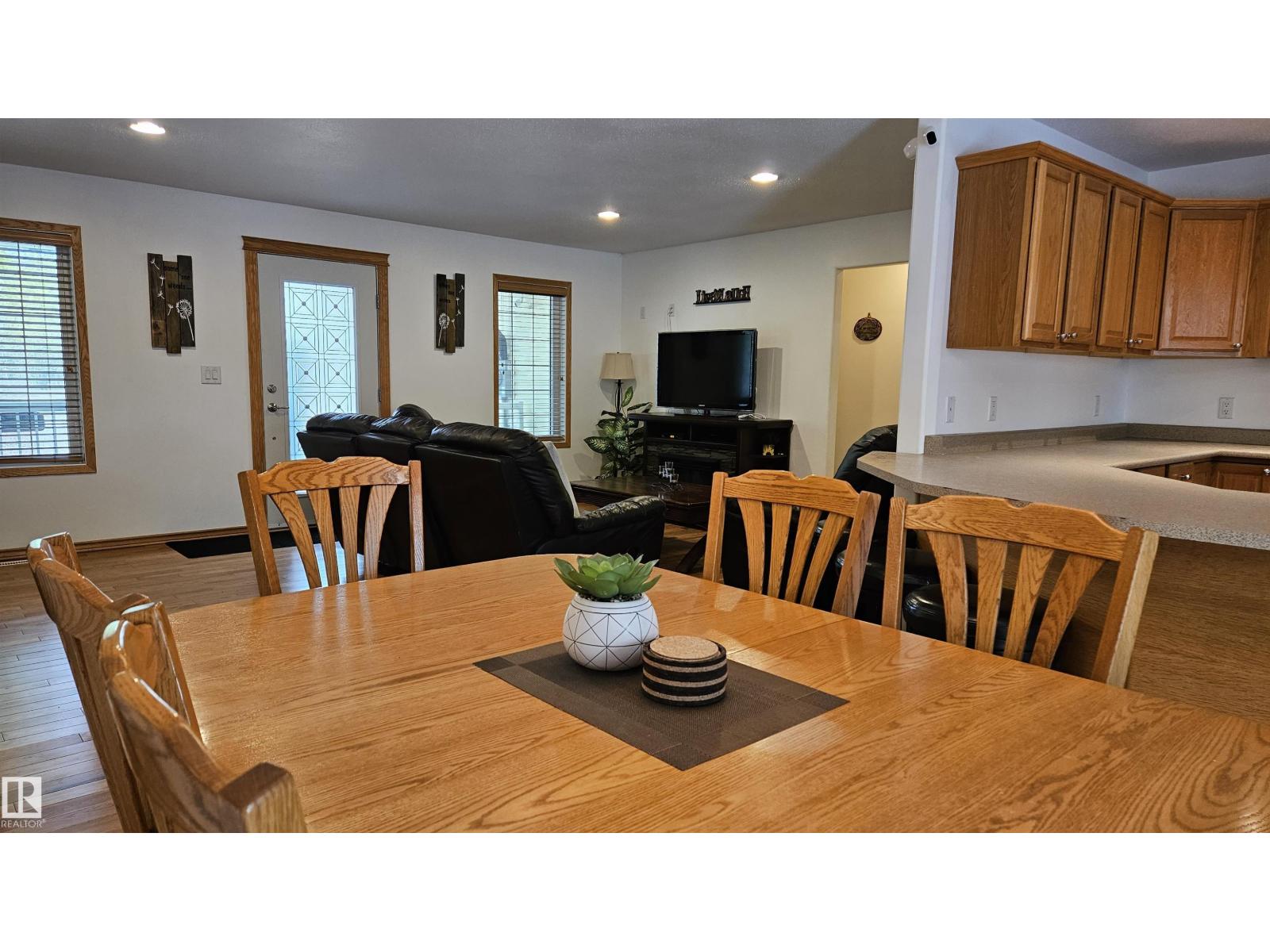 7 Andrew Dr Property Photo 10