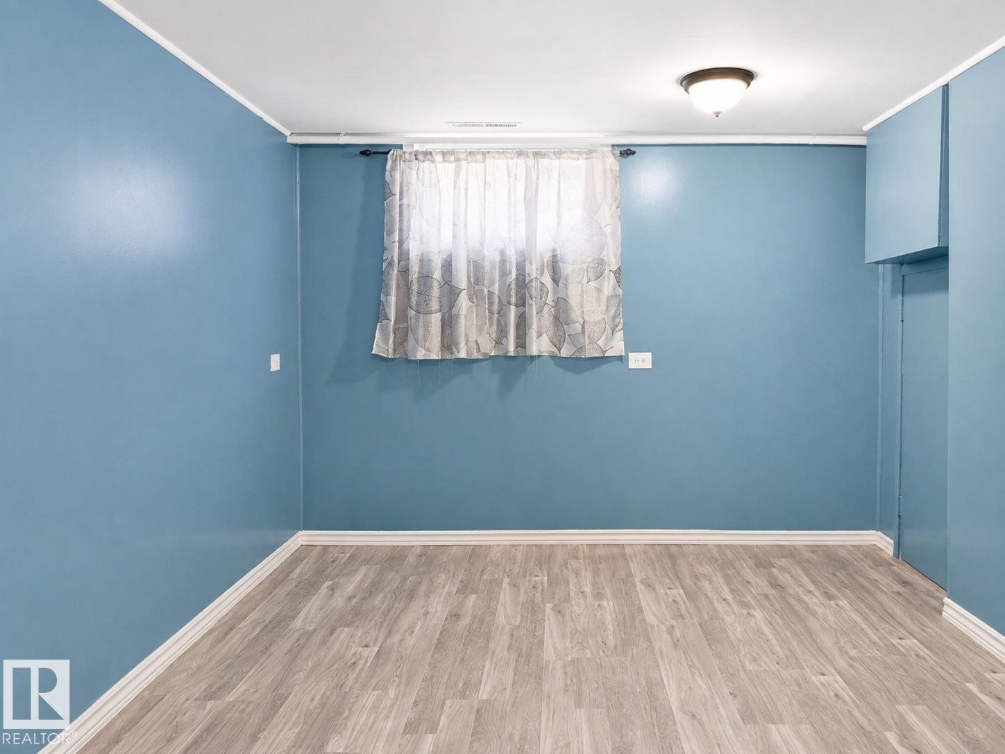 7812 144 Av Nw Property Photo 8