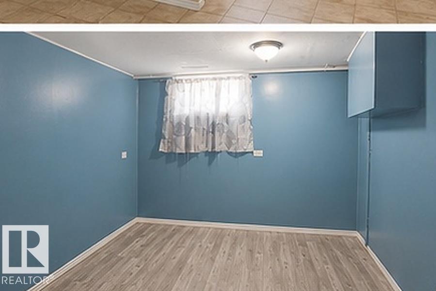 7812 144 Av Nw Property Photo 19