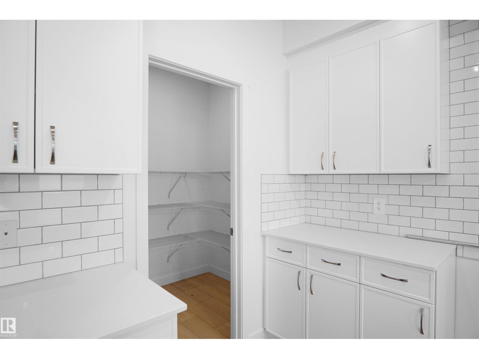 8707 183 Av Nw Property Photo 14