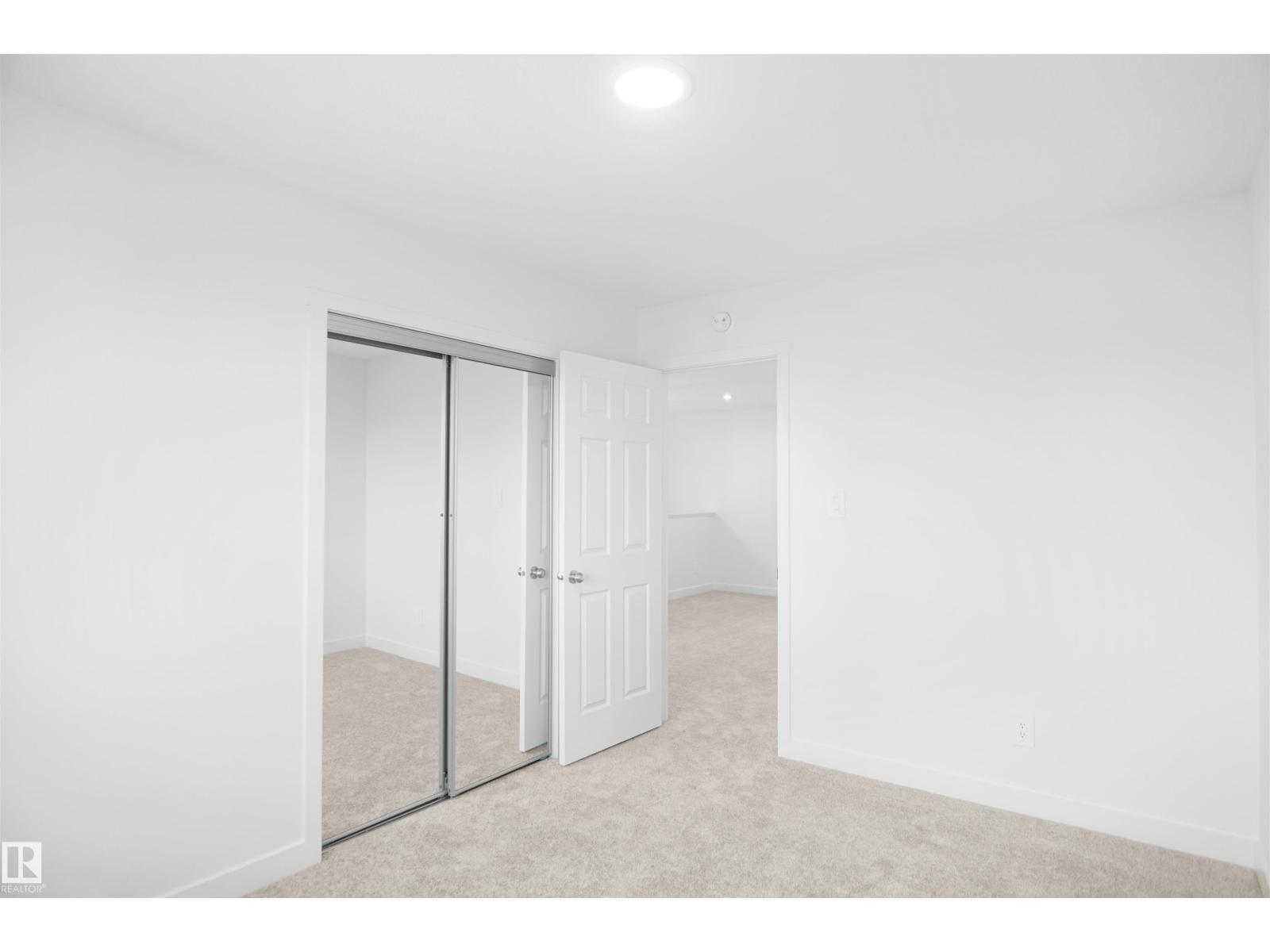 8707 183 Av Nw Property Photo 27