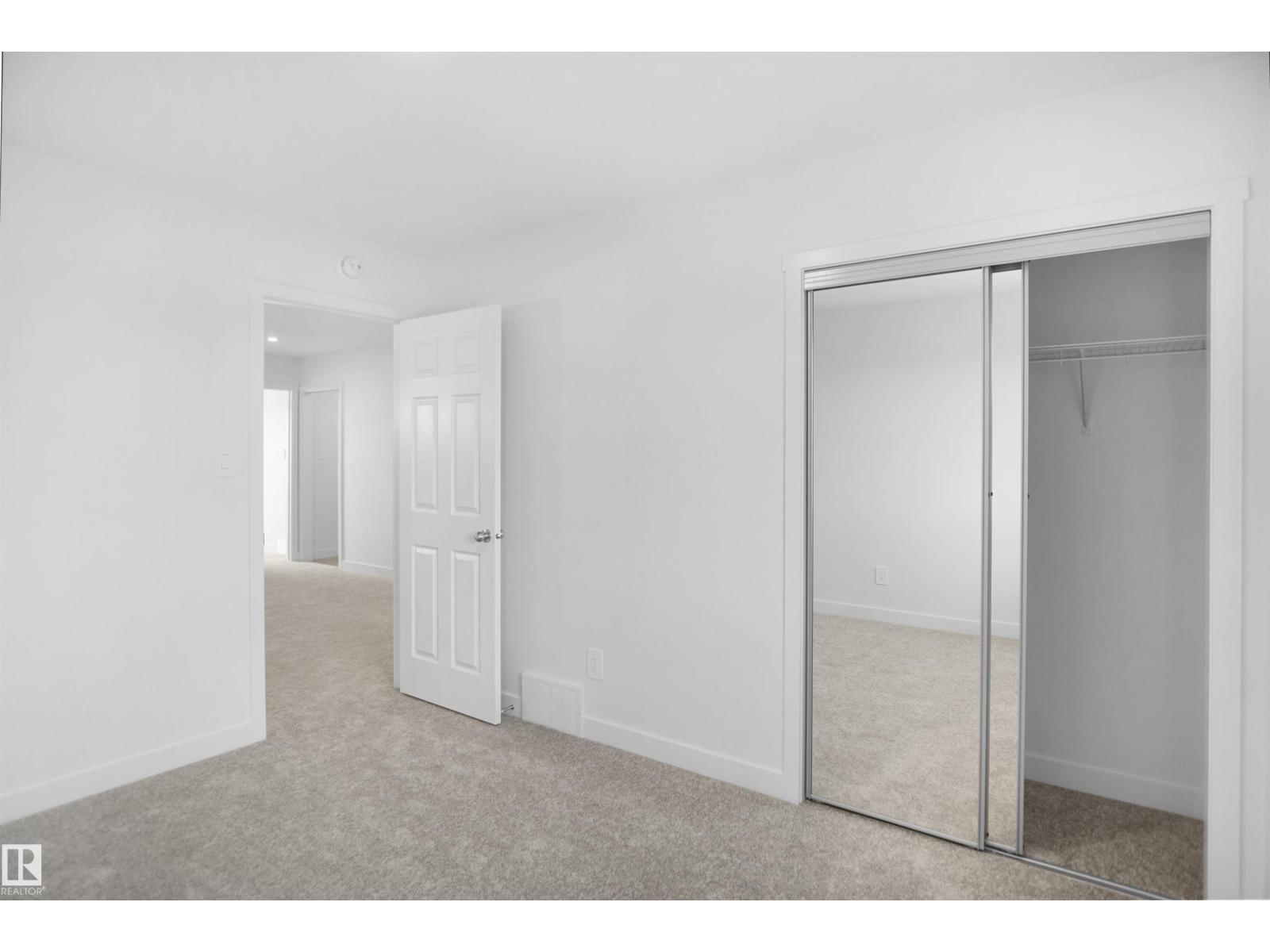 8707 183 Av Nw Property Photo 29