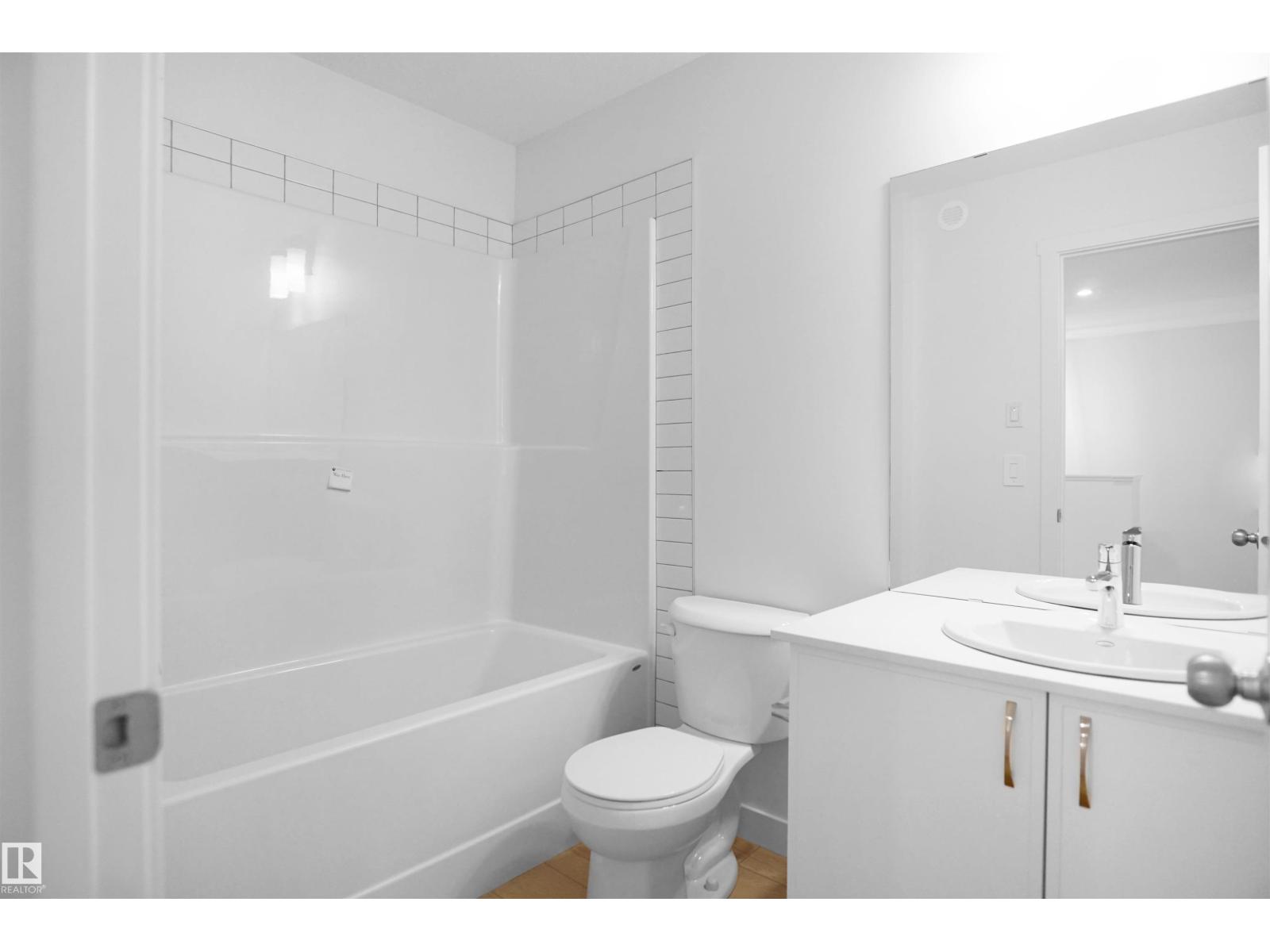 8707 183 Av Nw Property Photo 30