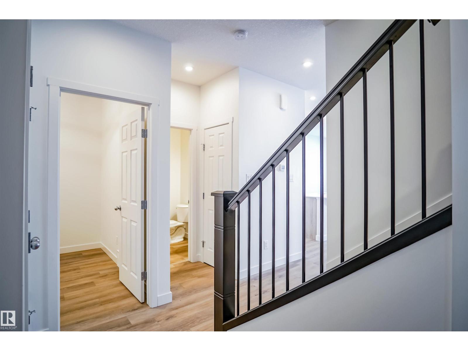 15 Lemon Cl Property Photo 2