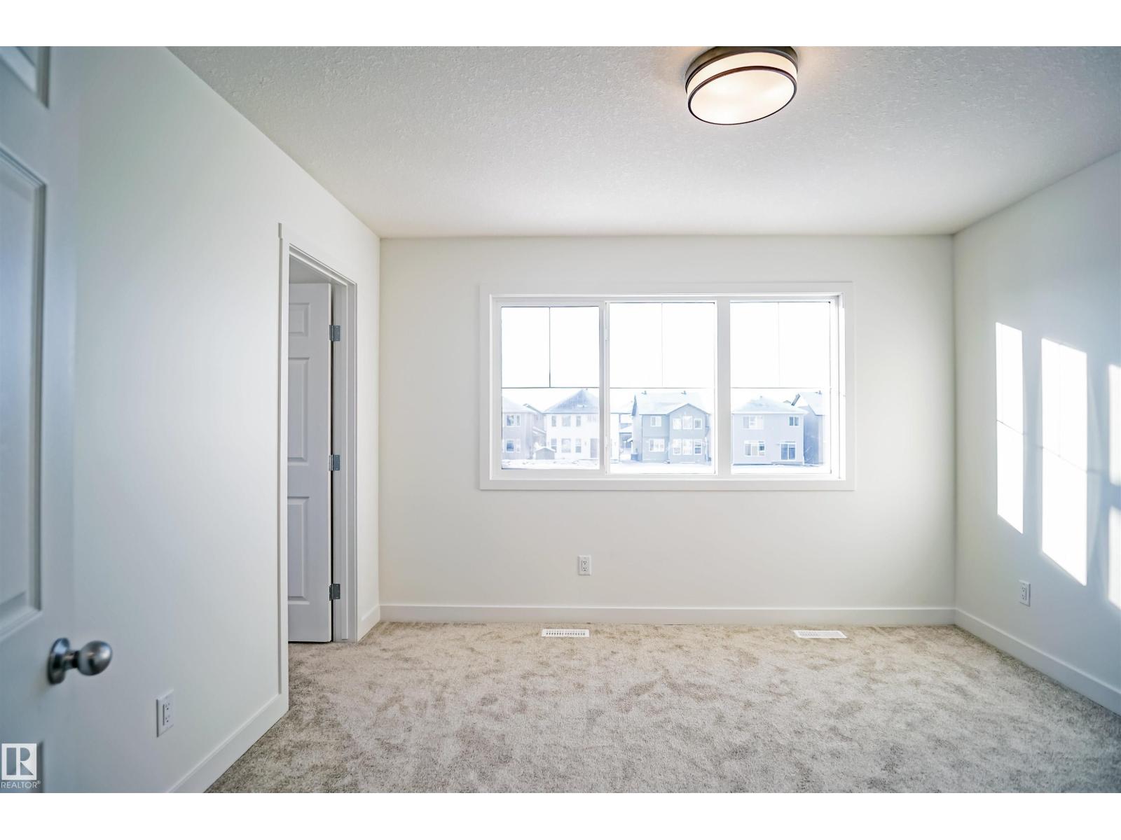 15 Lemon Cl Property Photo 18