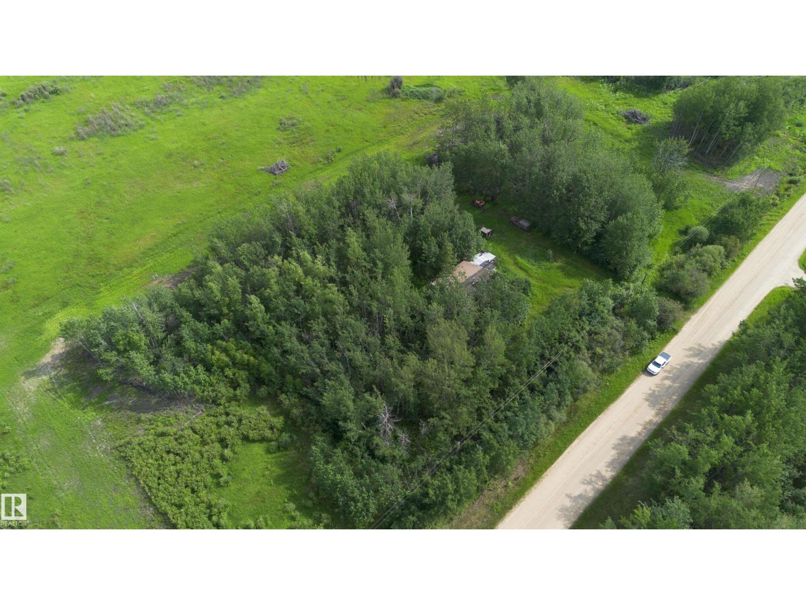 23412 Twp Rd 613a Property Photo 4