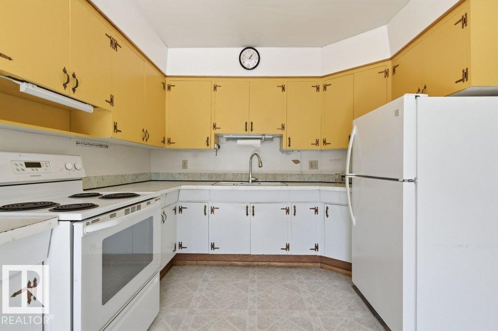 10459 66 Av Nw Property Photo 7