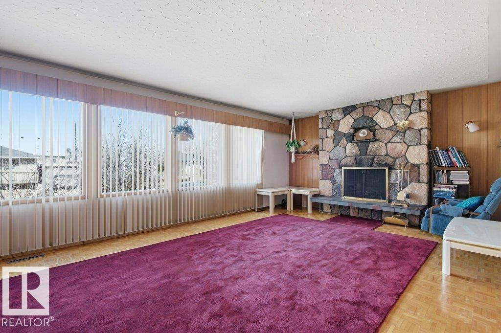10459 66 Av Nw Property Photo 11