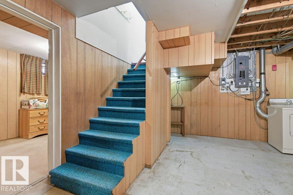 10459 66 Av Nw Property Photo 24