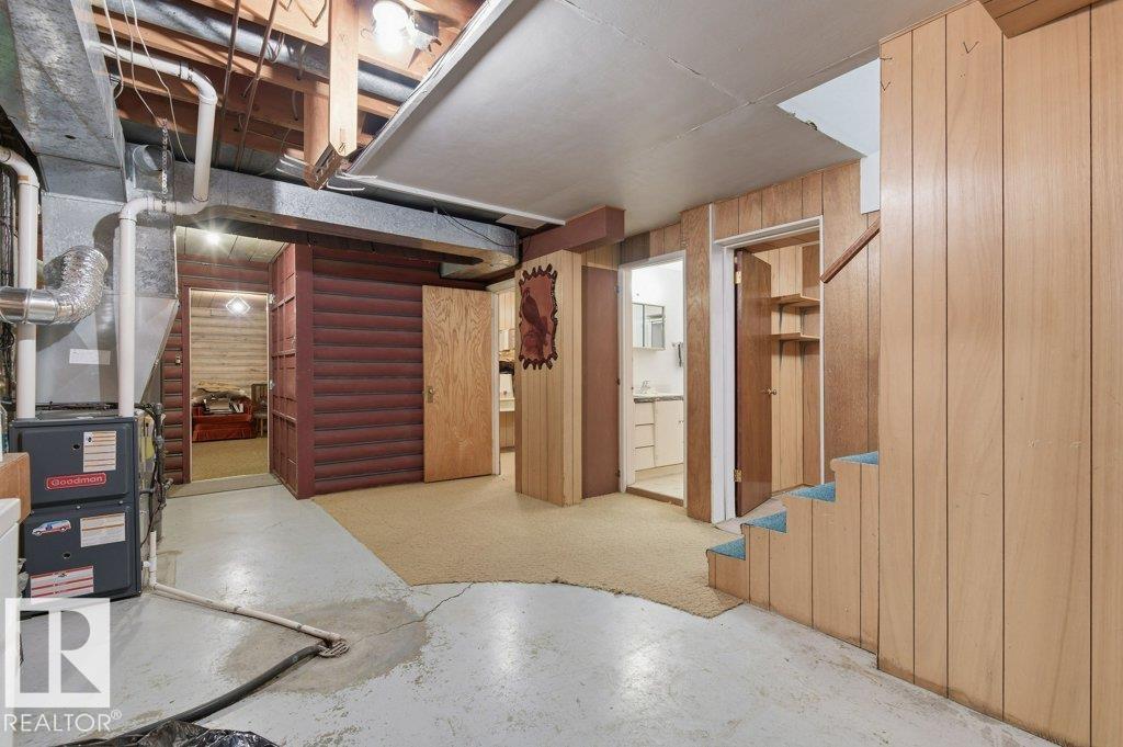 10459 66 Av Nw Property Photo 26