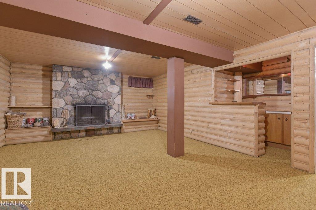10459 66 Av Nw Property Photo 32
