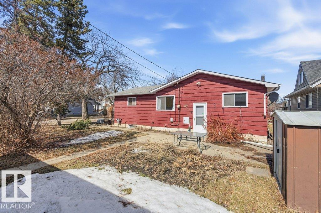 10459 66 Av Nw Property Photo 37