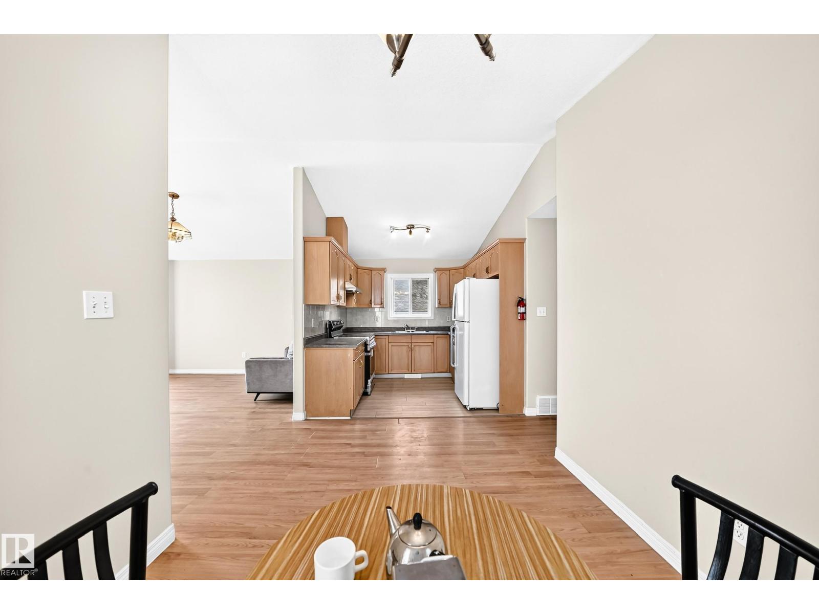 9518 106 Av Nw Property Photo 21