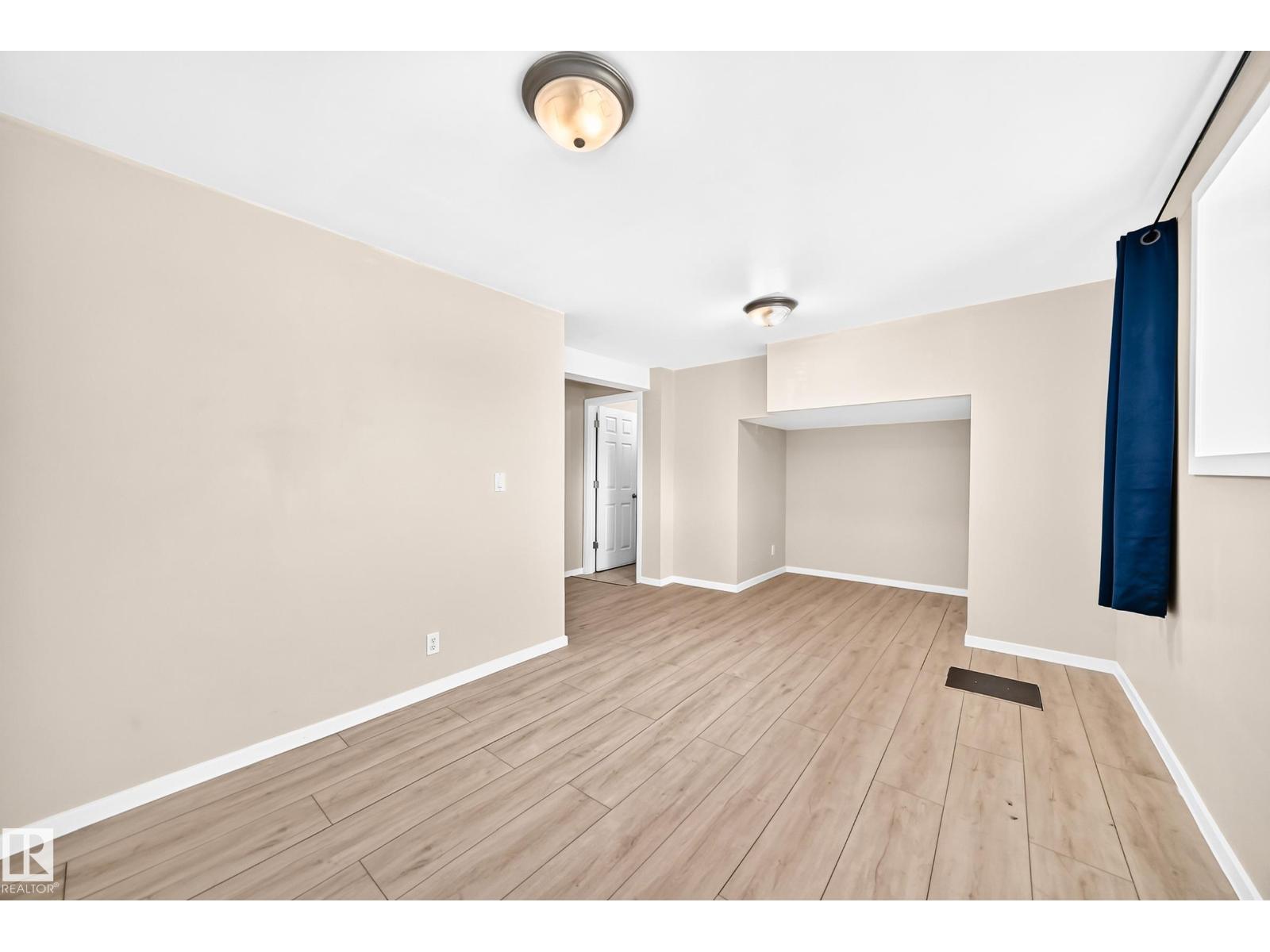 9518 106 Av Nw Property Photo 36
