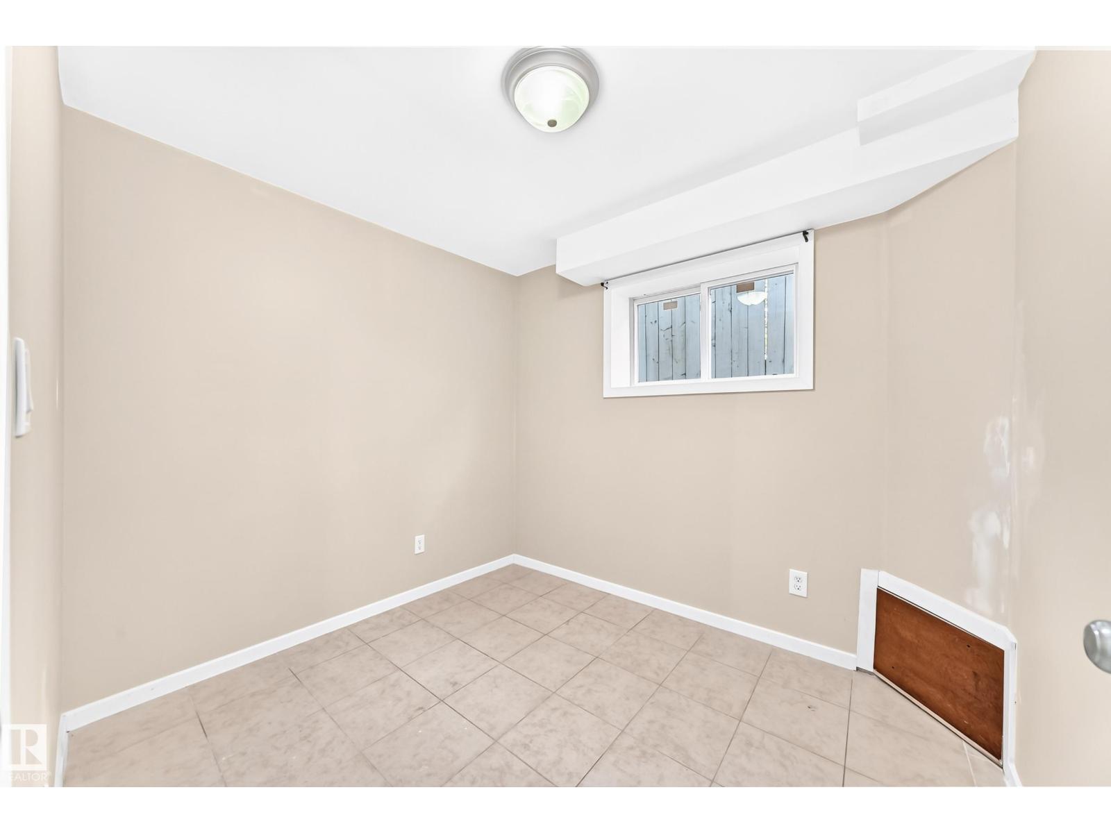 9518 106 Av Nw Property Photo 38