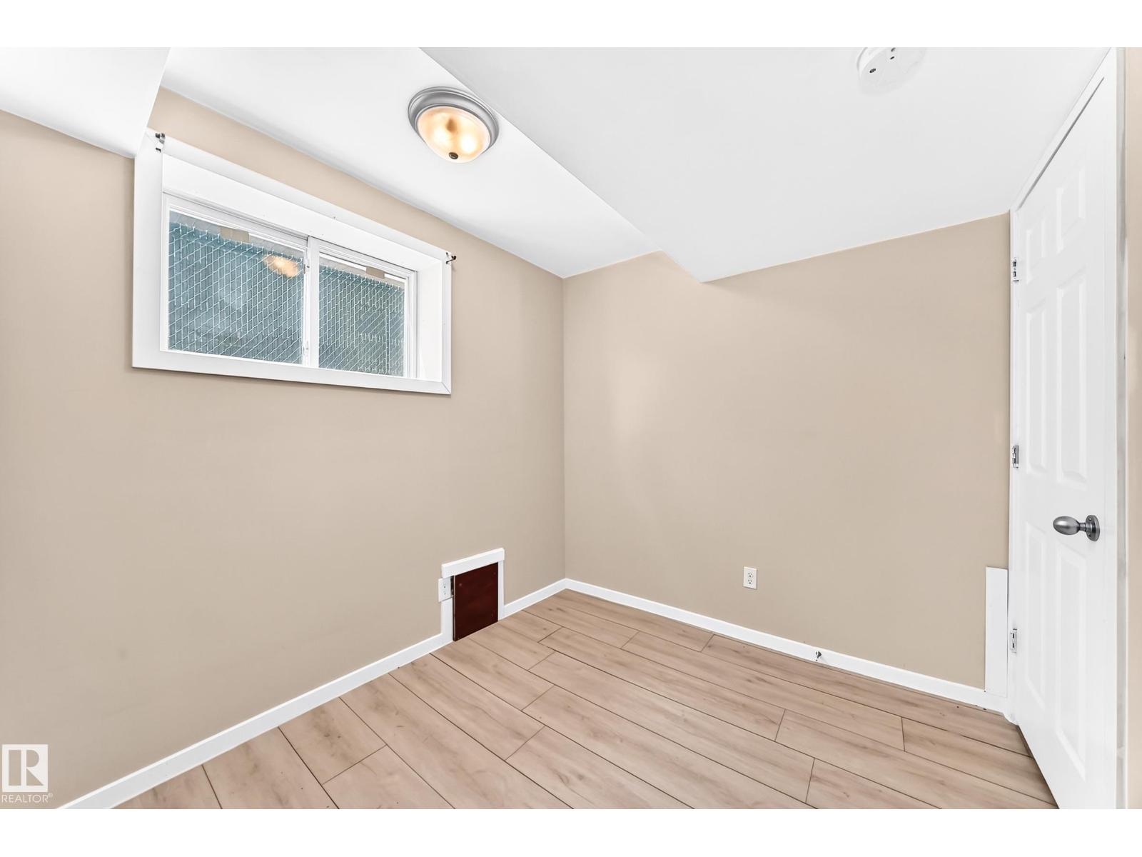 9518 106 Av Nw Property Photo 41