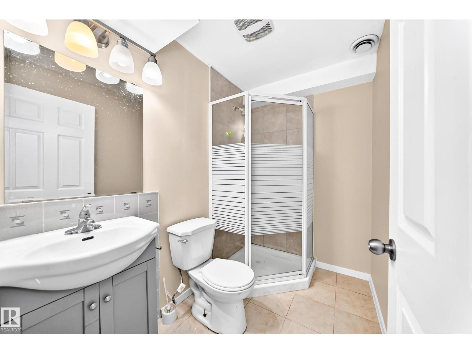 9518 106 Av Nw Property Photo 47