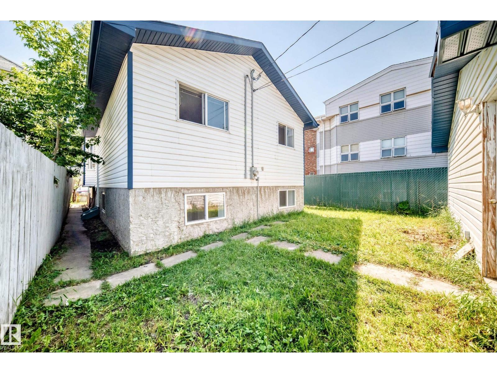 9518 106 Av Nw Property Photo 51