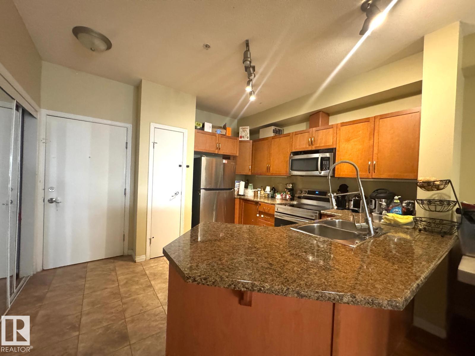 #117 4304 139 Av Nw Property Photo 10
