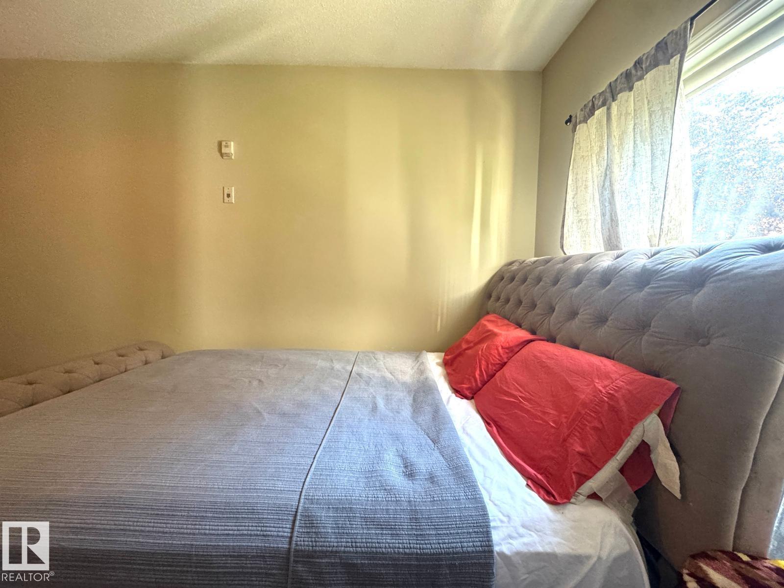 #117 4304 139 Av Nw Property Photo 14