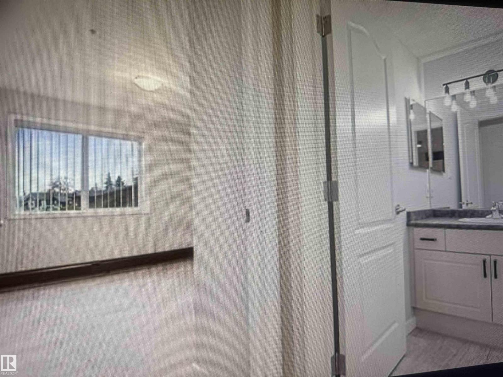#106 592 Hooke Rd Nw Property Photo 16