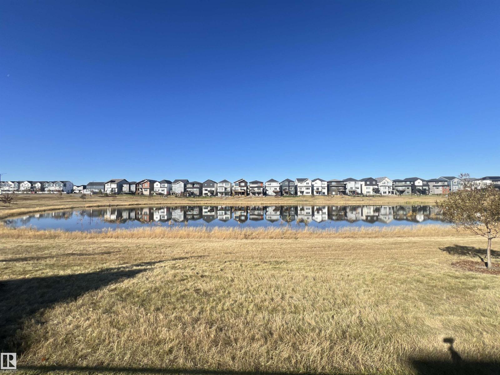 19066 20a Av Nw Property Photo 4