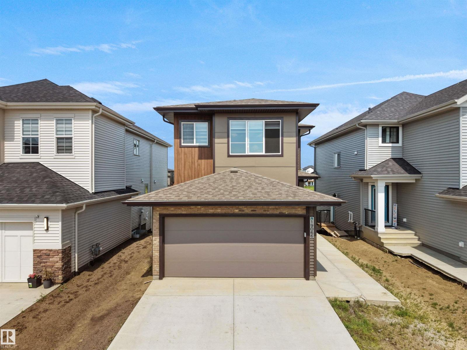 19066 20a Av Nw Property Photo 12