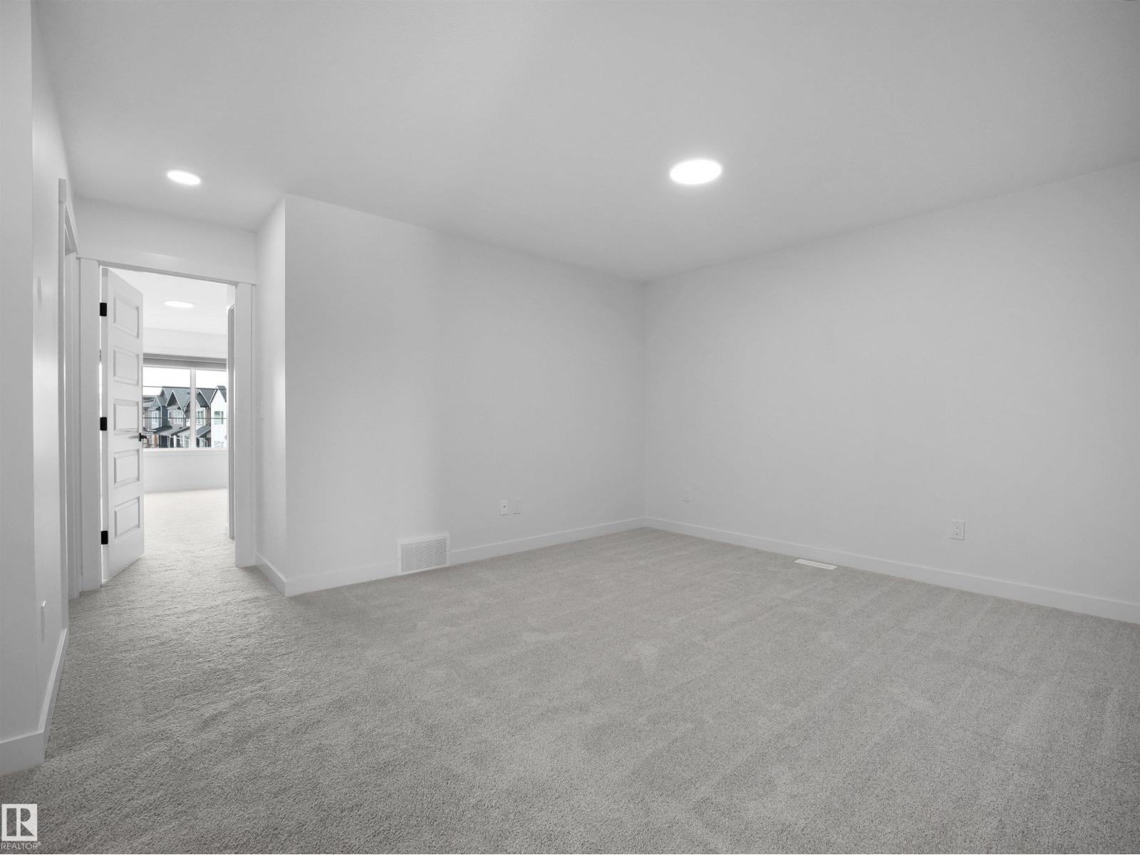 19066 20a Av Nw Property Photo 31