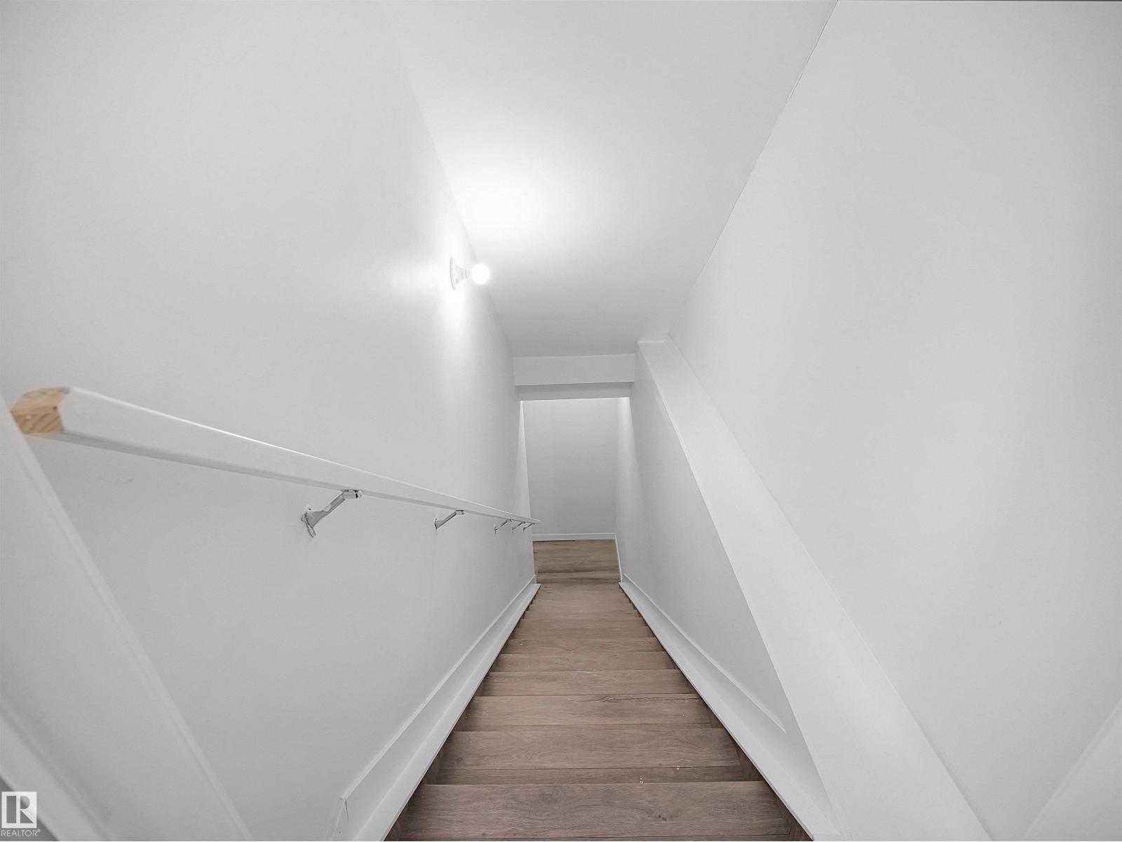 19066 20a Av Nw Property Photo 42