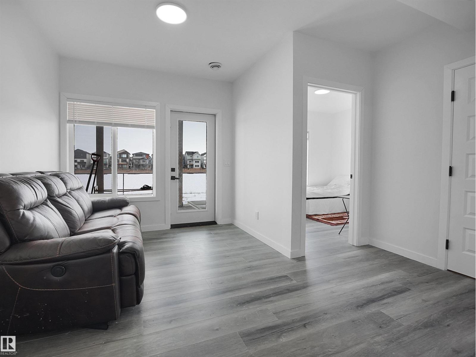 19066 20a Av Nw Property Photo 45