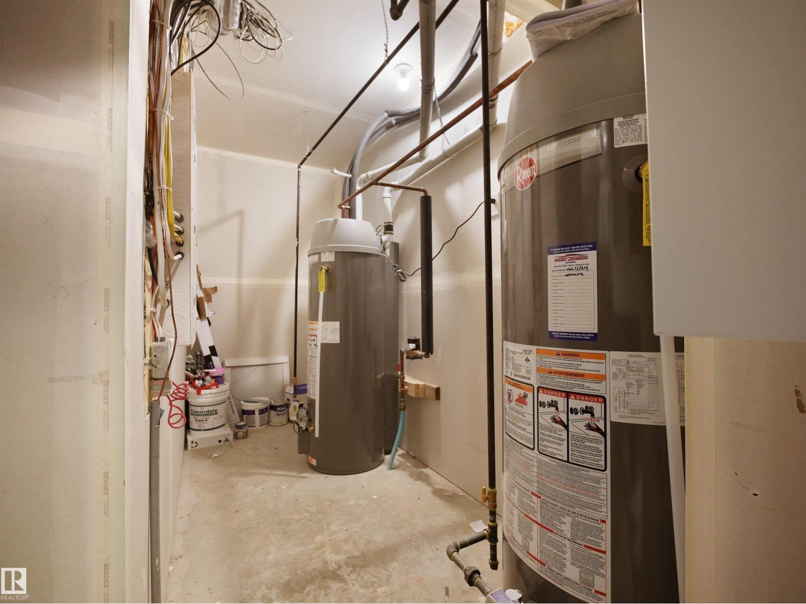 19066 20a Av Nw Property Photo 53