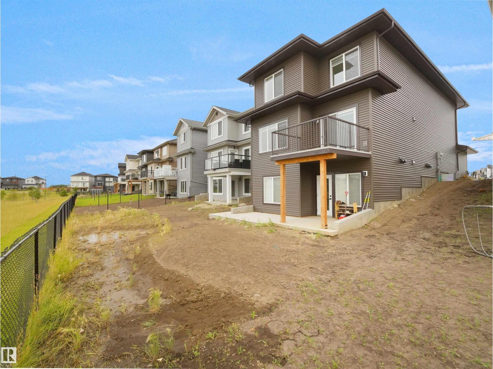 19066 20a Av Nw Property Photo 54