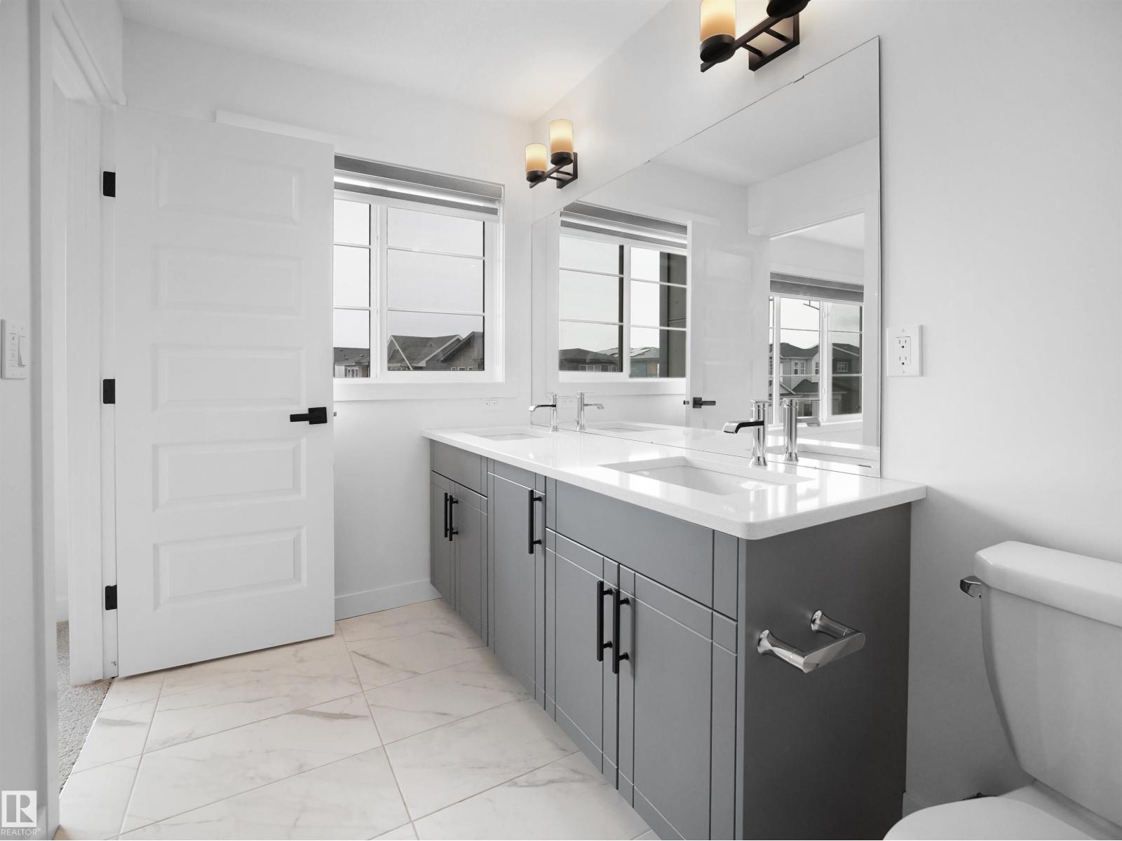 19066 20a Av Nw Property Photo 64