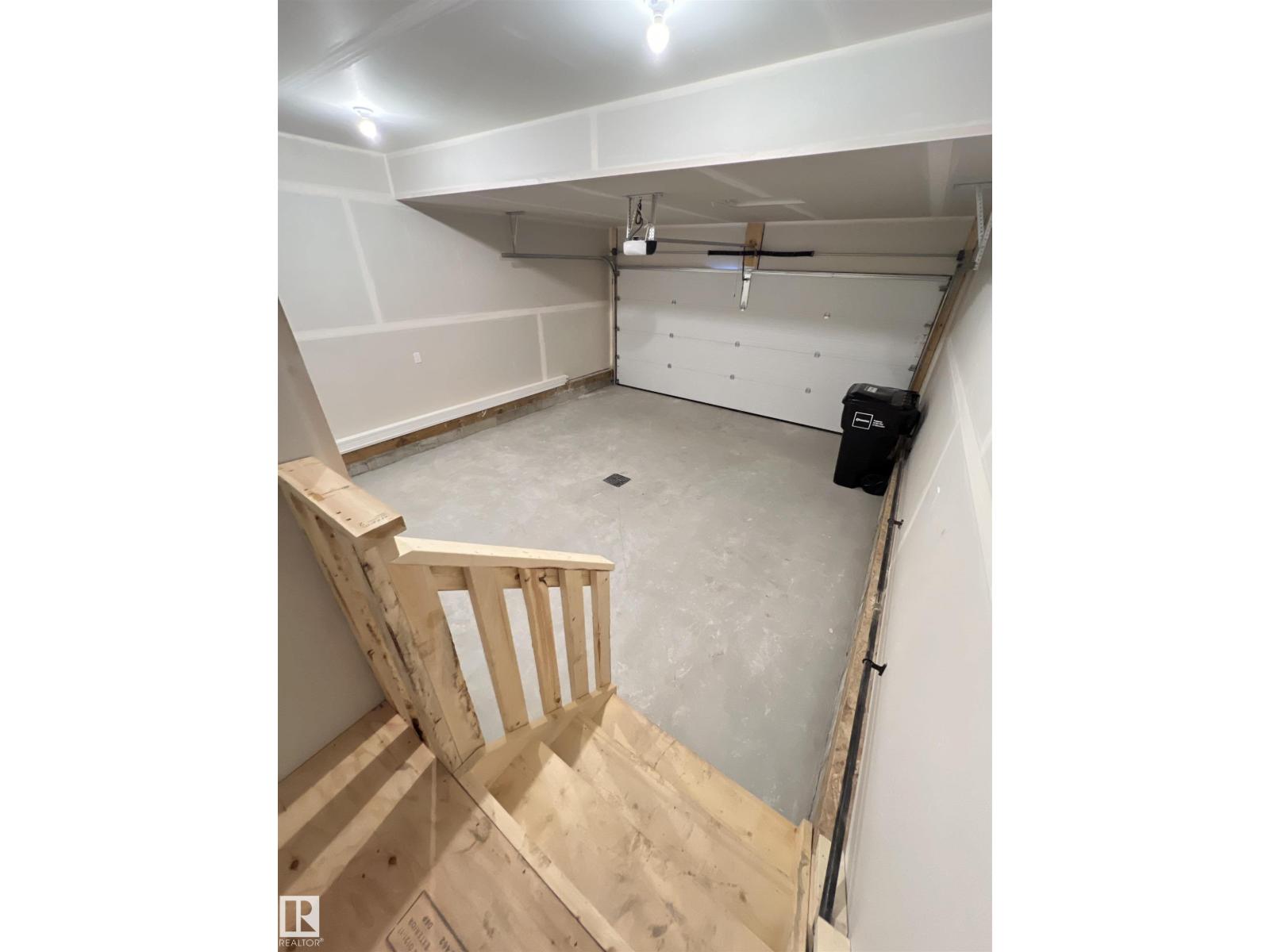 19066 20a Av Nw Property Photo 69
