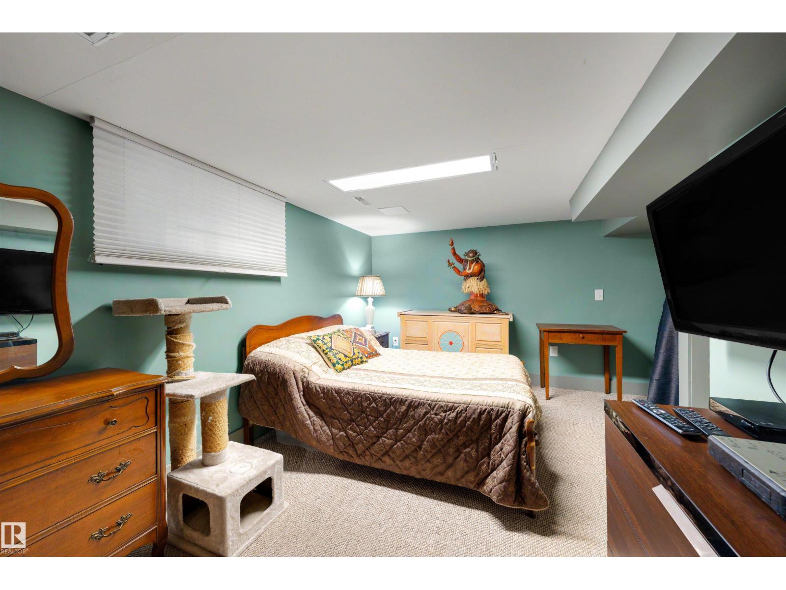 12220 109 Av Nw Property Photo 27
