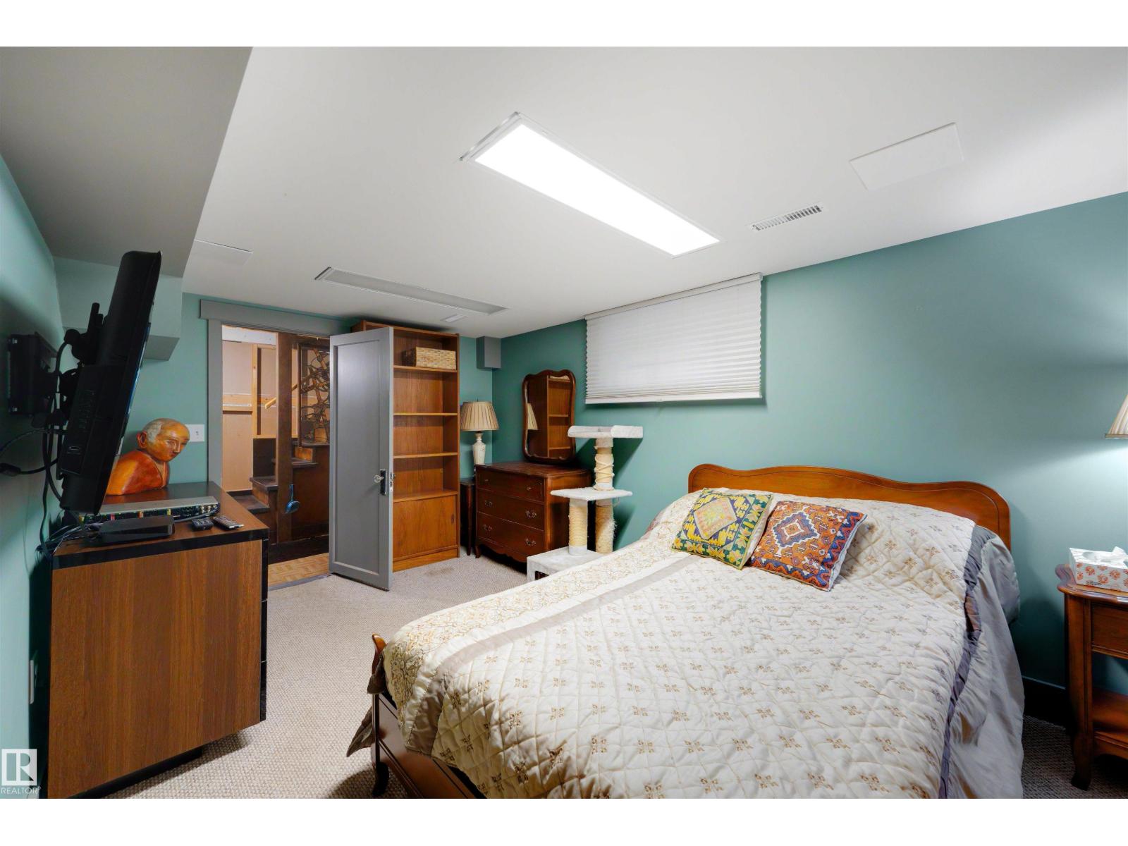 12220 109 Av Nw Property Photo 28