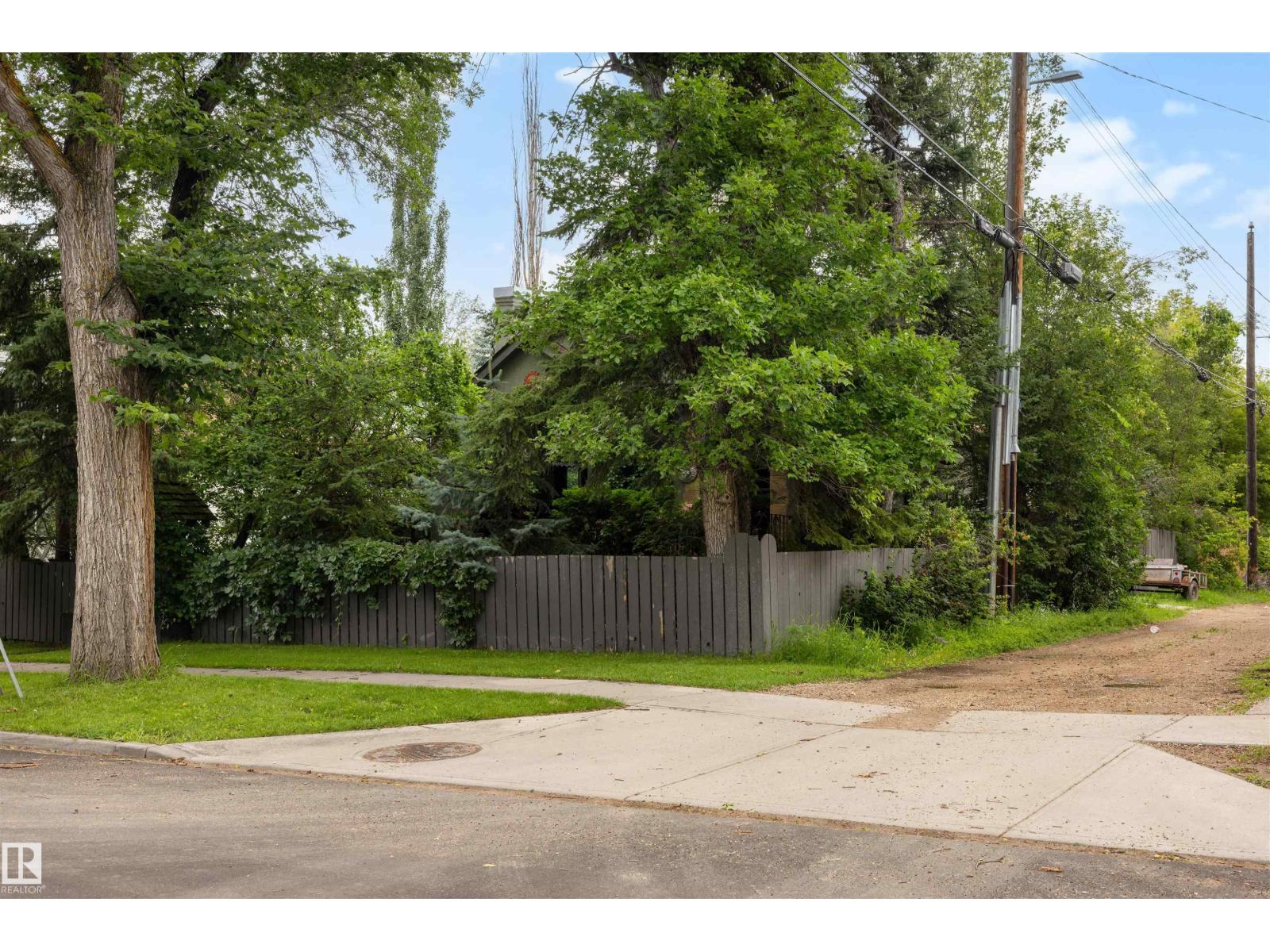 12220 109 Av Nw Property Photo 39