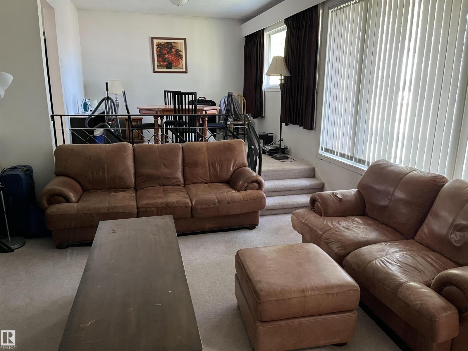 12011 87 Av Nw Property Photo 4