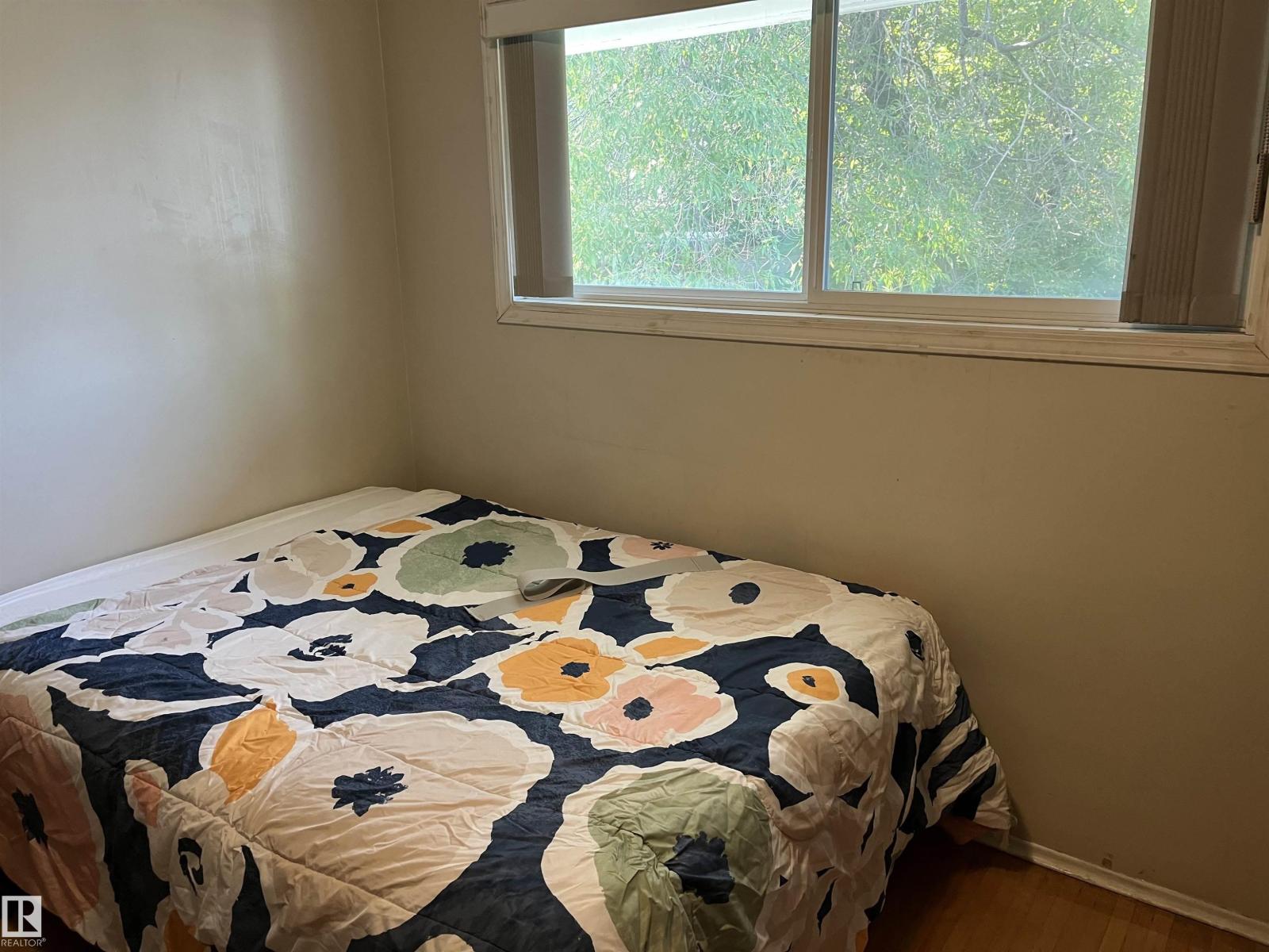 12011 87 Av Nw Property Photo 12