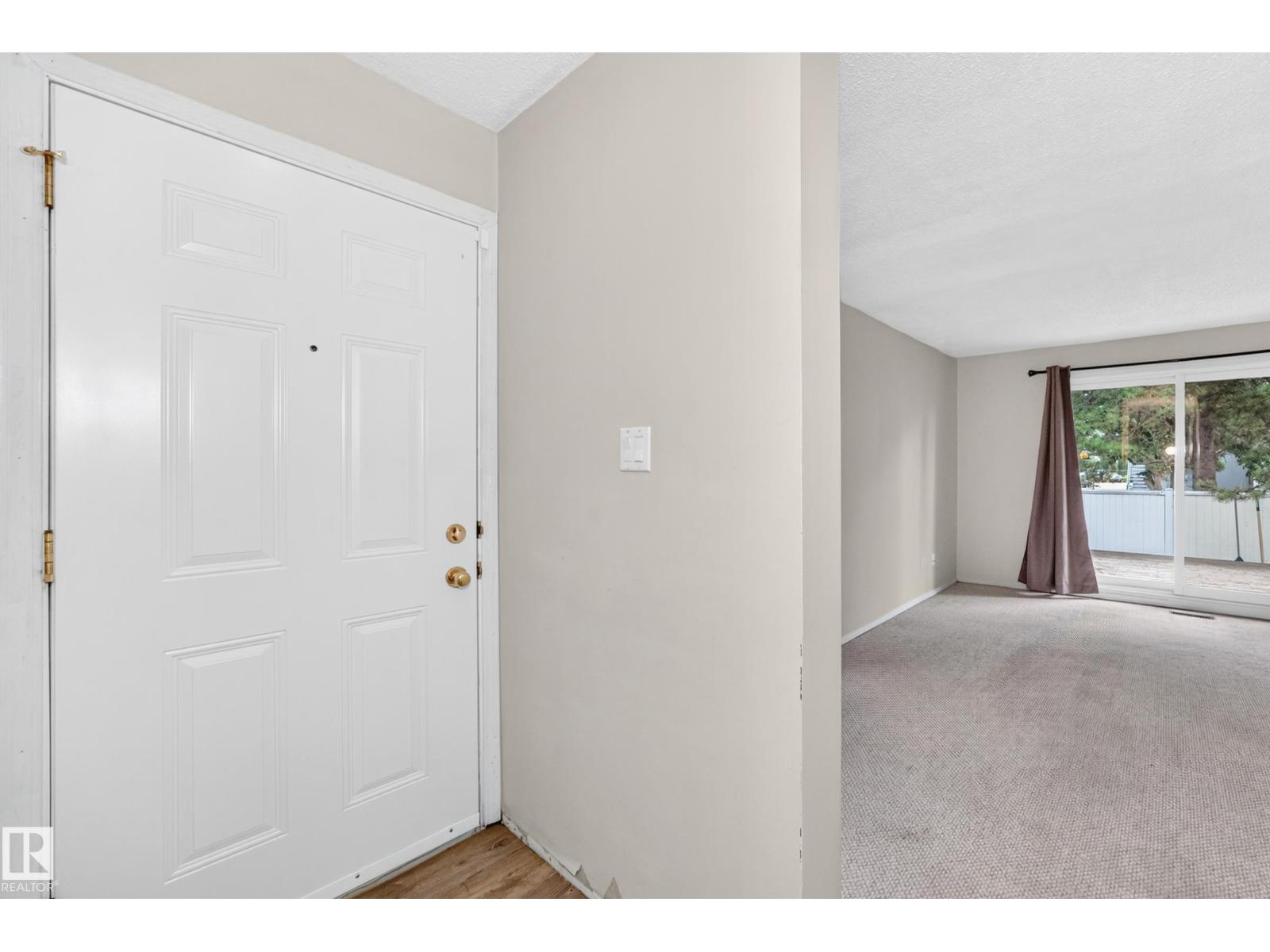 290 Lancaster Tc Nw Property Photo 5