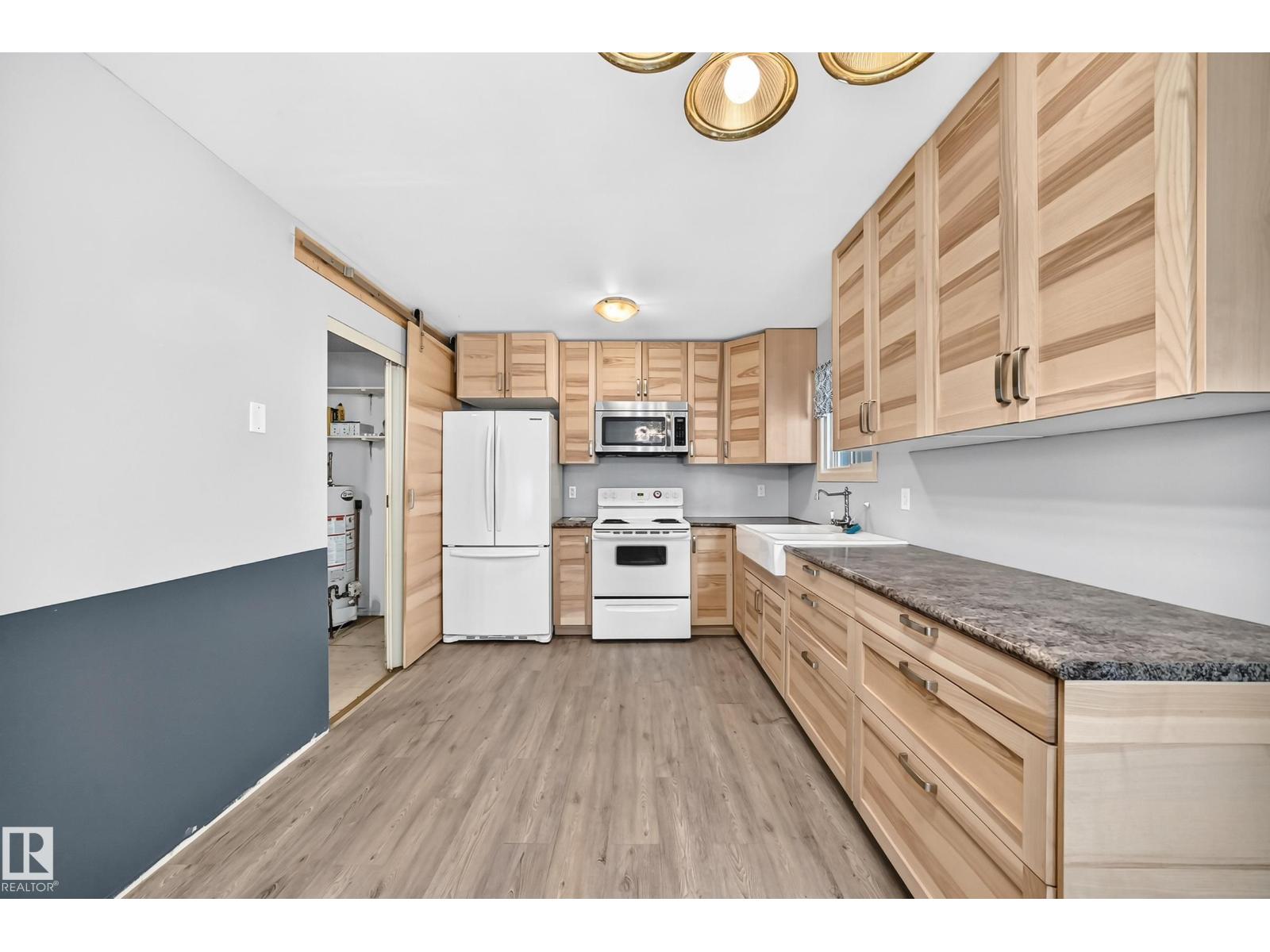 290 Lancaster Tc Nw Property Photo 7