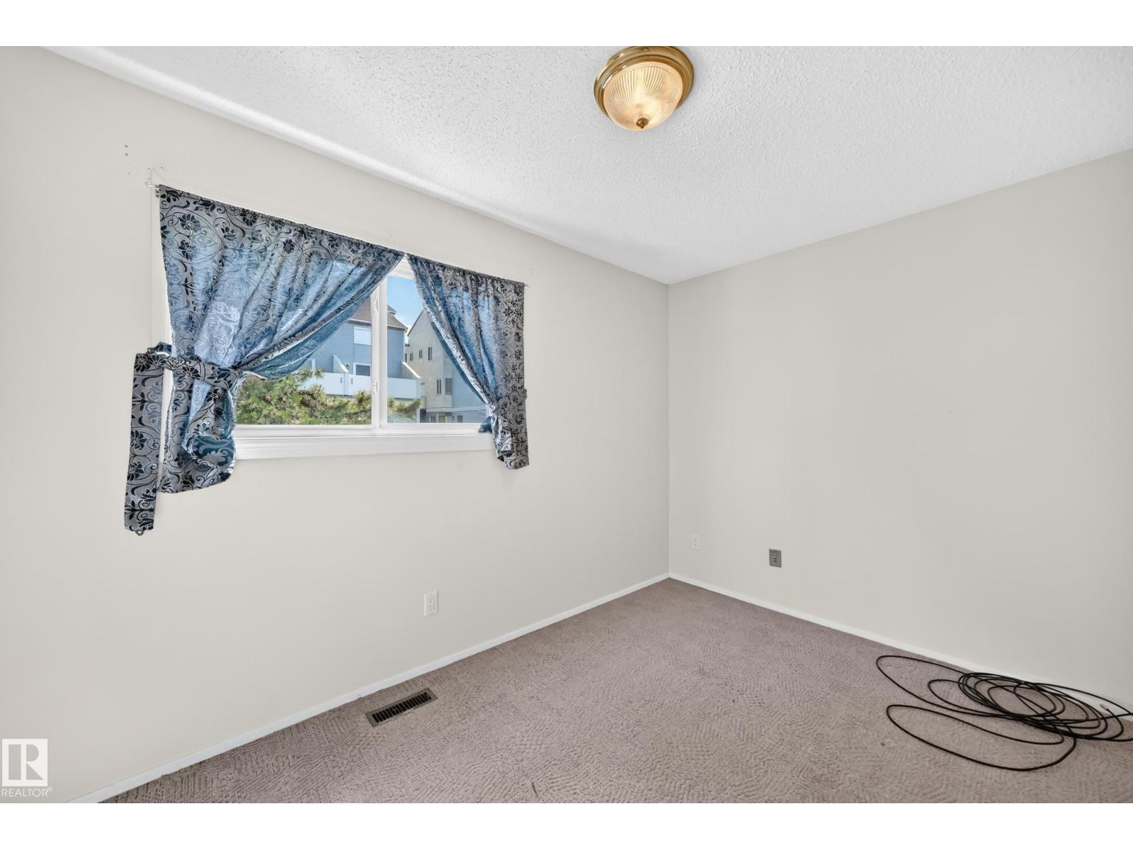290 Lancaster Tc Nw Property Photo 25
