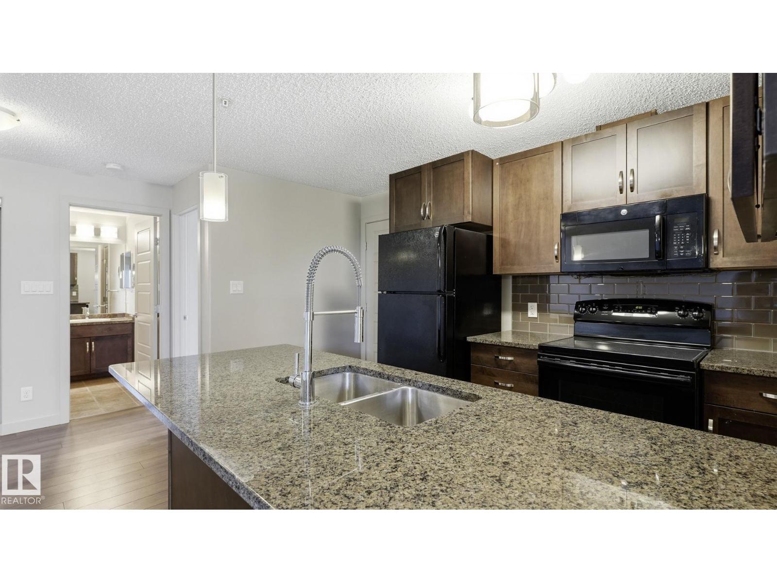 #361 7805 71 St Nw Property Photo 43