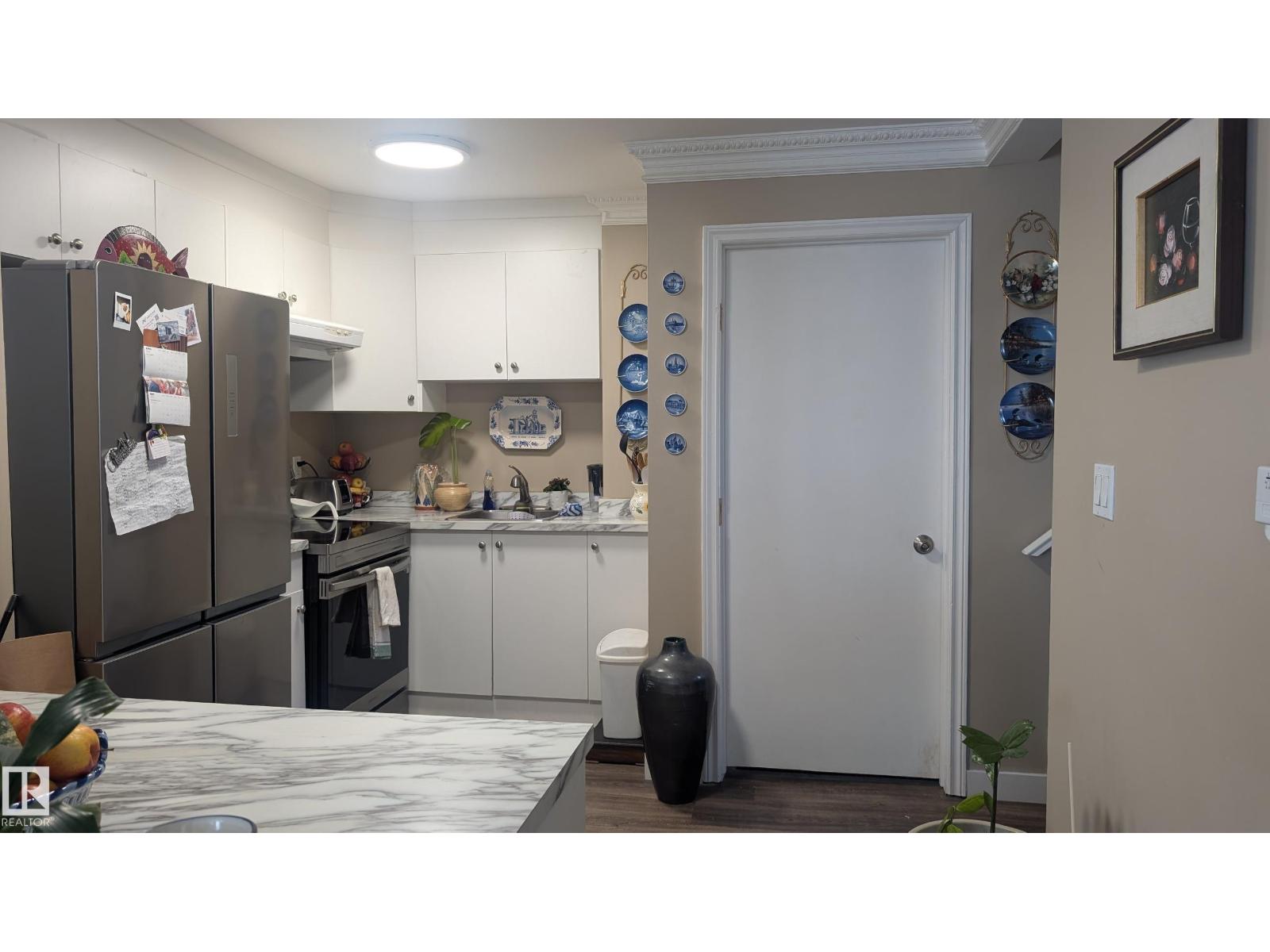 11724 88 St Nw Property Photo 8
