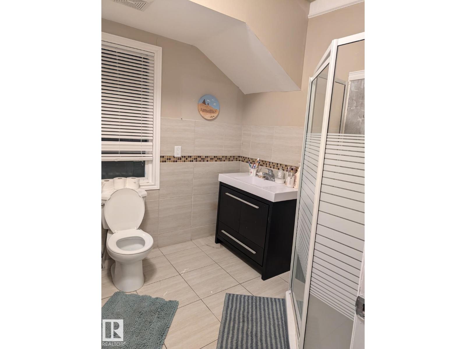 11724 88 St Nw Property Photo 15