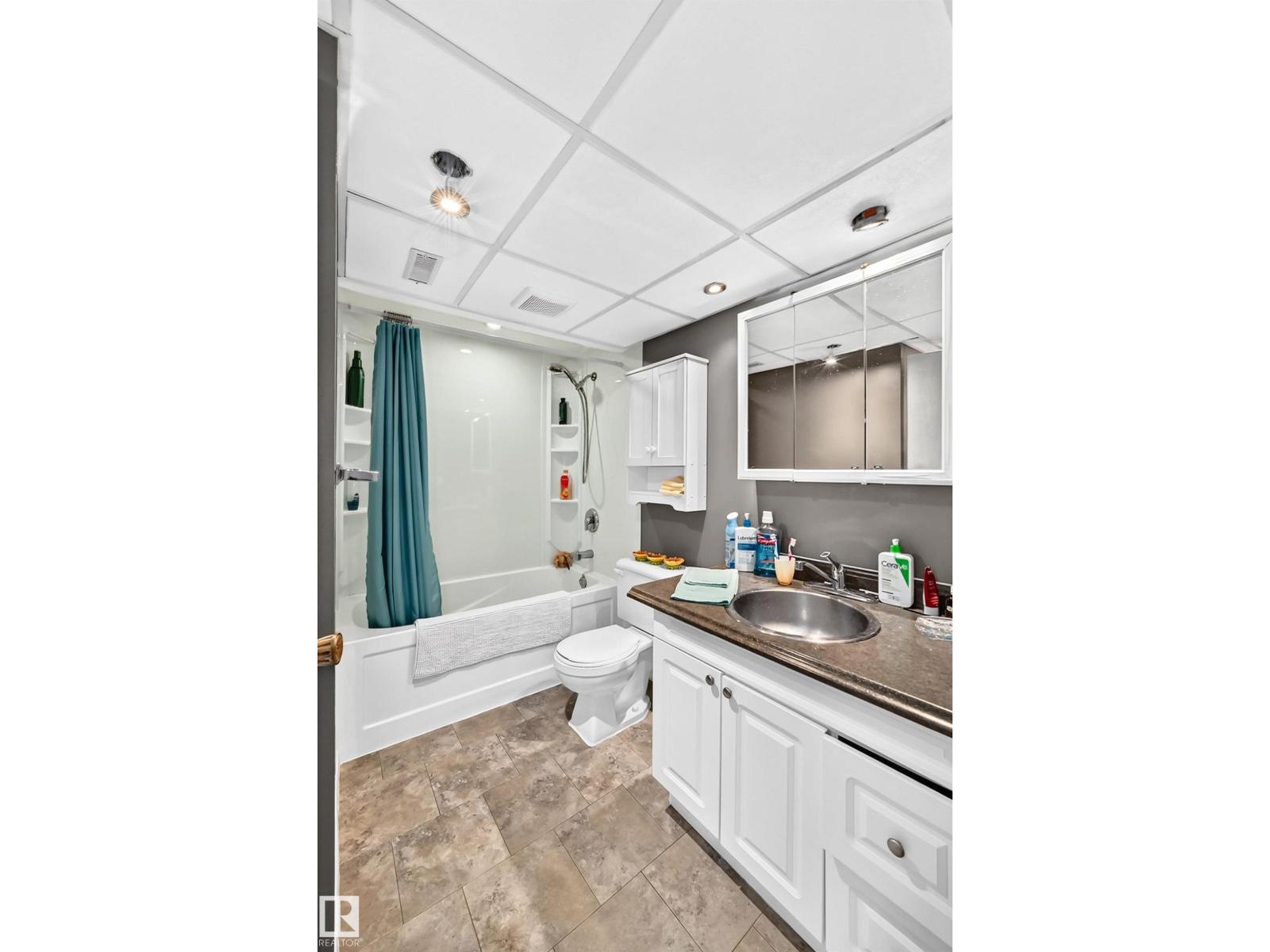 371 Kirkpatrick Cr Nw Property Photo 32