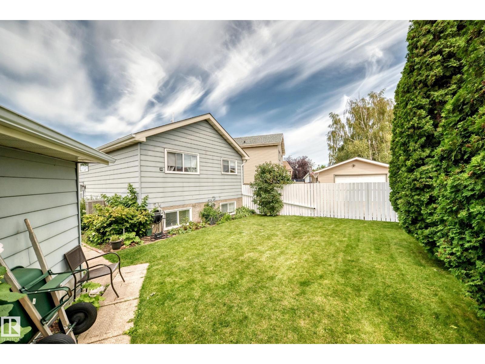 371 Kirkpatrick Cr Nw Property Photo 46