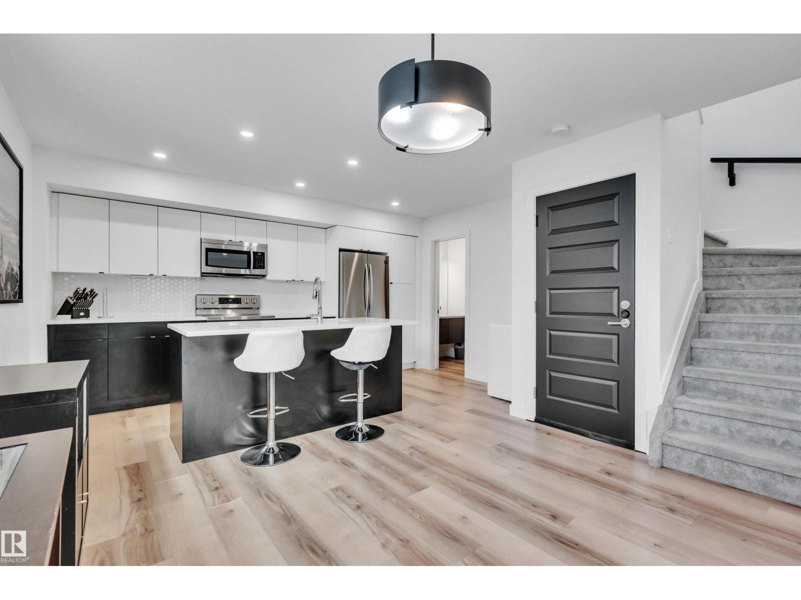 11444 82 St Nw Property Photo 14