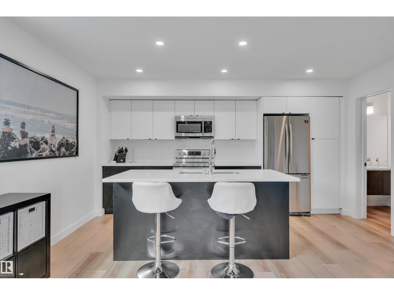 11444 82 St Nw Property Photo 16