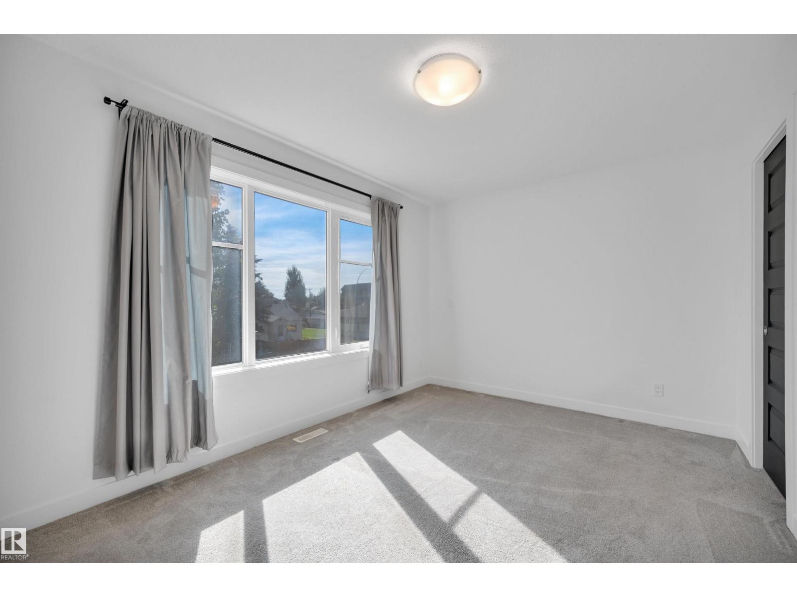 11444 82 St Nw Property Photo 30